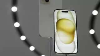 Apple yeni telefonundaki ısınma sorunu kabul etti