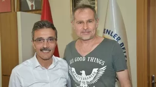 Başkanı Dinç, Akif Yener’i belediyede ağırladı