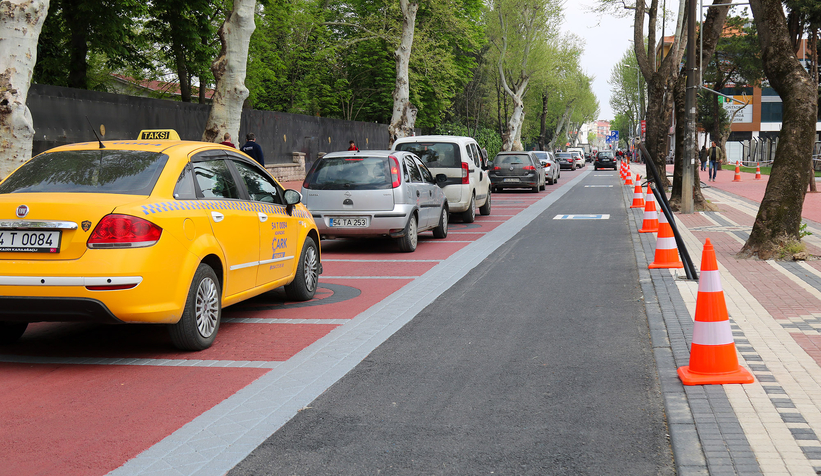 cark-caddesi-trafige-acildiqzjmuzd4re