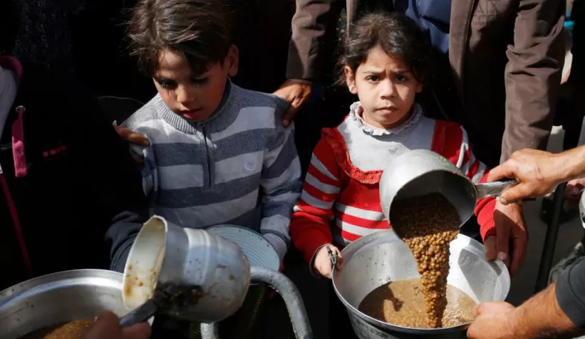 Gazze’de açlık ve susuzluktan ölenlerin sayısı 27’ye yükseldi