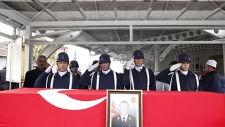 Uzman jandarma Gökhan Kam törenle toprağa verildi